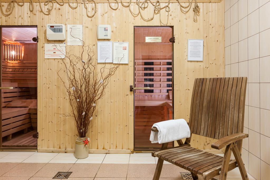 Bursztyn - Bernstein Spa & Wellness Домбки Экстерьер фото
